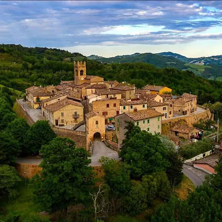 Foxes House Lägenhet Monte Fabbri